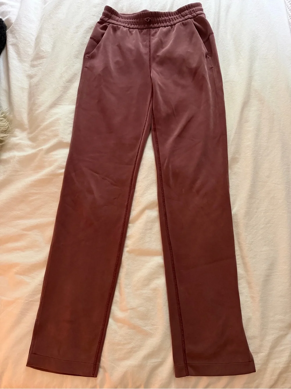 Lululemon size 4 softstreme OG pant